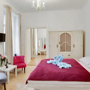 Siesta , Praga República Checa